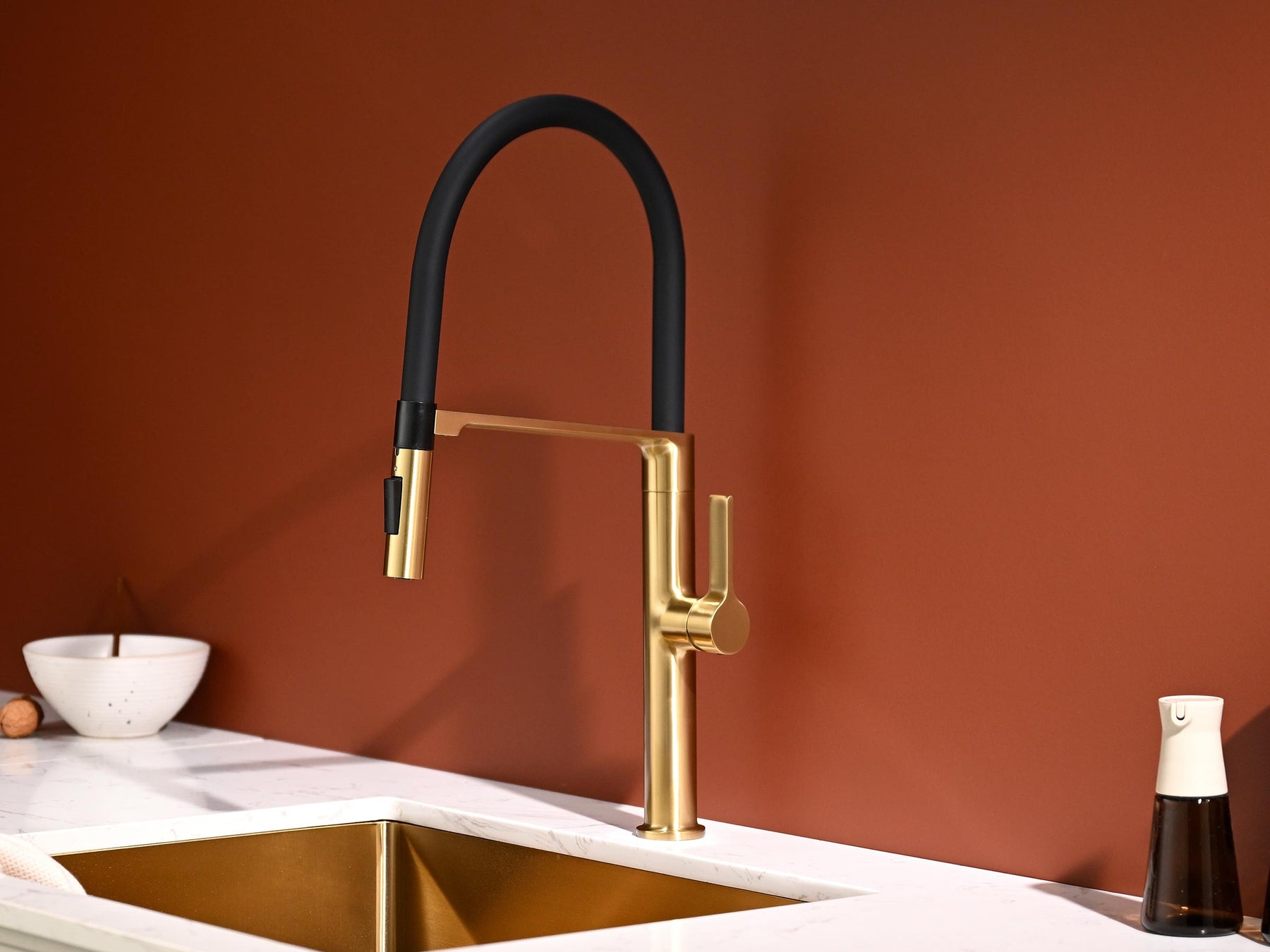 Brushed Gold Magnetic Pull-Down Kitchen Faucet for Modern Kitchens